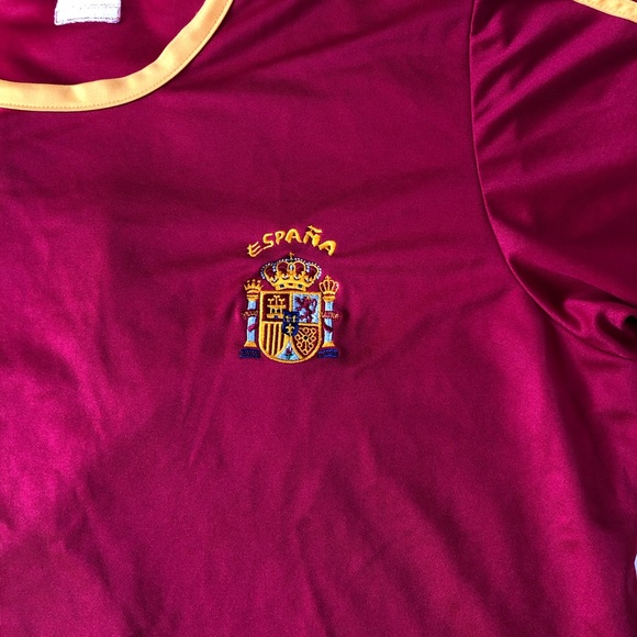 Adidas red t shirt - Picture 4 of 5